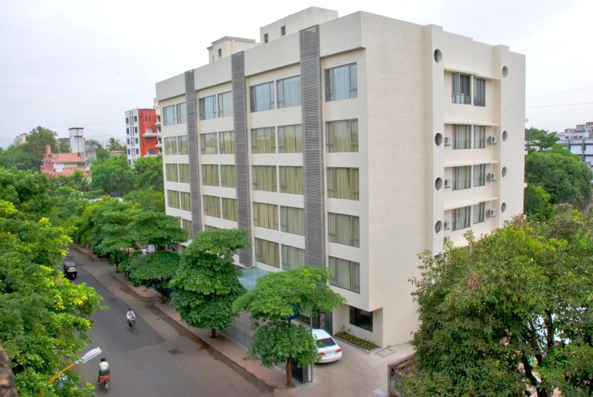 Shantai Hotel Pune Dış mekan fotoğraf