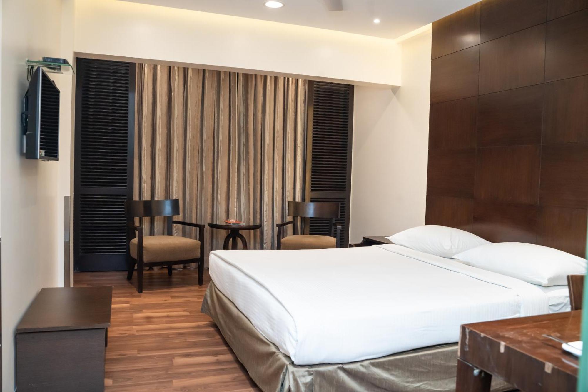 Shantai Hotel Pune Dış mekan fotoğraf