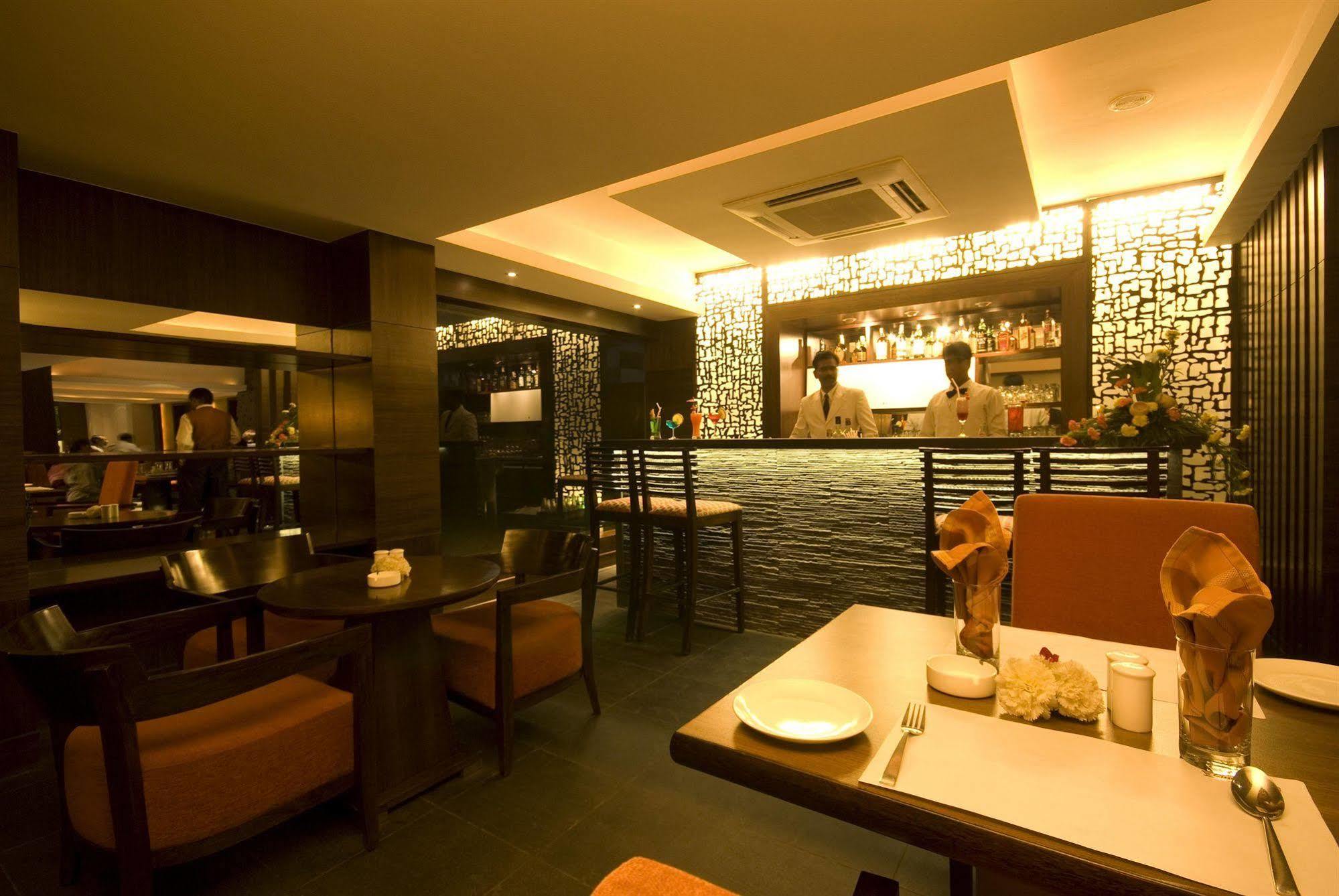 Shantai Hotel Pune Dış mekan fotoğraf